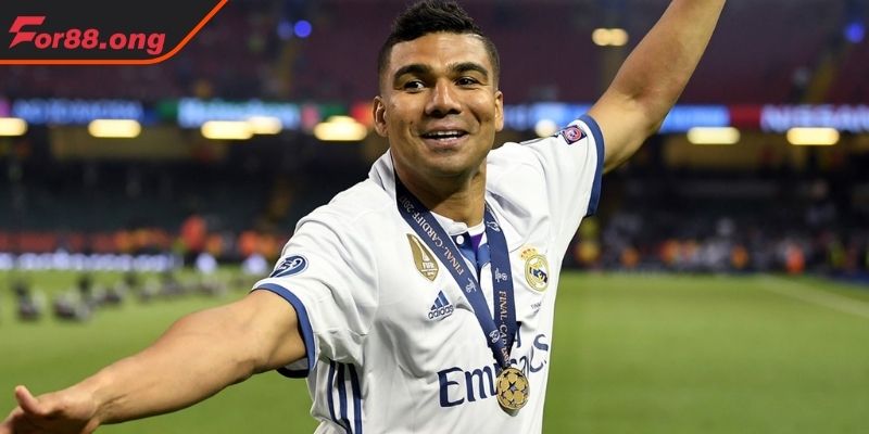 Sơ lược vị trí Tiền vệ trung tâm FOR88